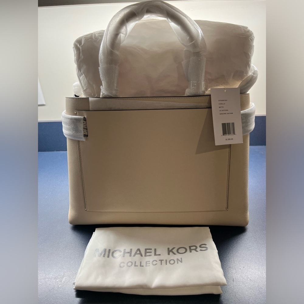 BNWT MICHAEL KORS COLLECTION VANILLA BETTE LARGE SATCHEL BAG